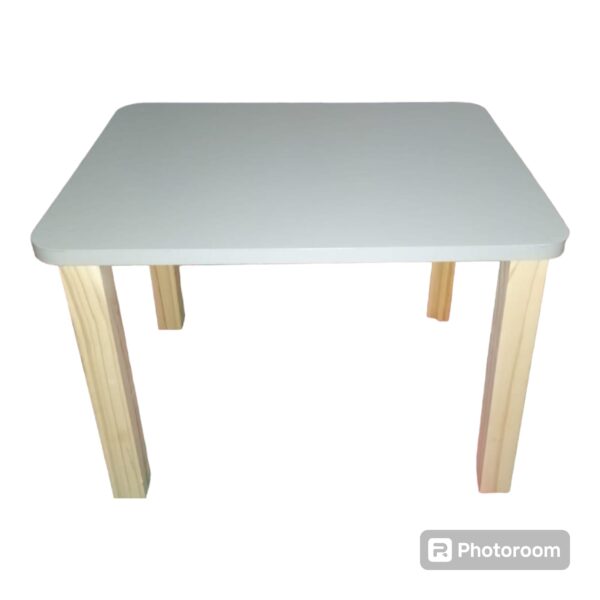 MESA LISA DE DIBUJO CON DOS SILLAS - YERIS - Image 3